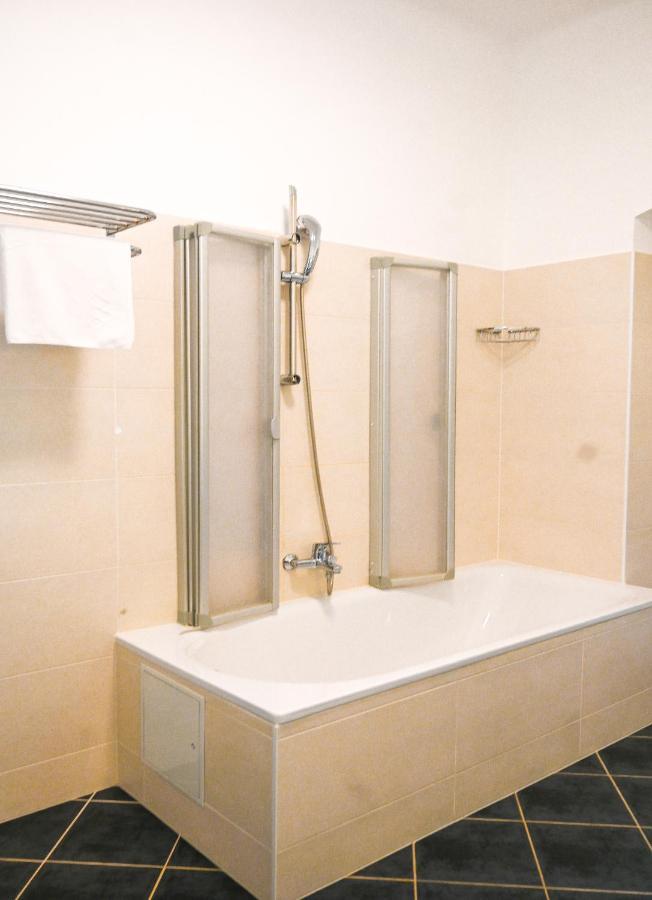 Highlight Suite Donaustadt Wina Bagian luar foto